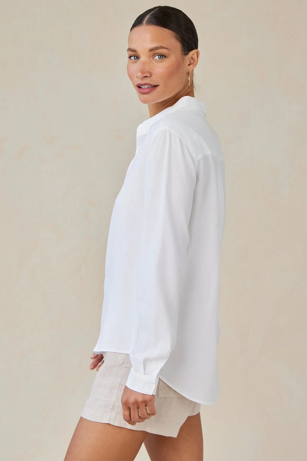 Bella Dahl B2027-654-303 White Classic Button Down Shirt