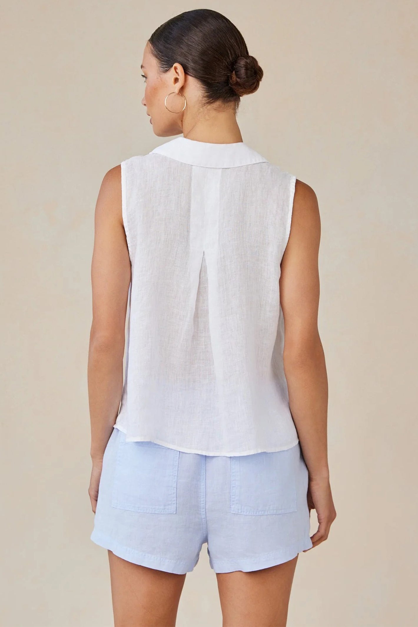 Bella Dahl B3933-331-302 Perennial Blue Linen Pocket Shorts