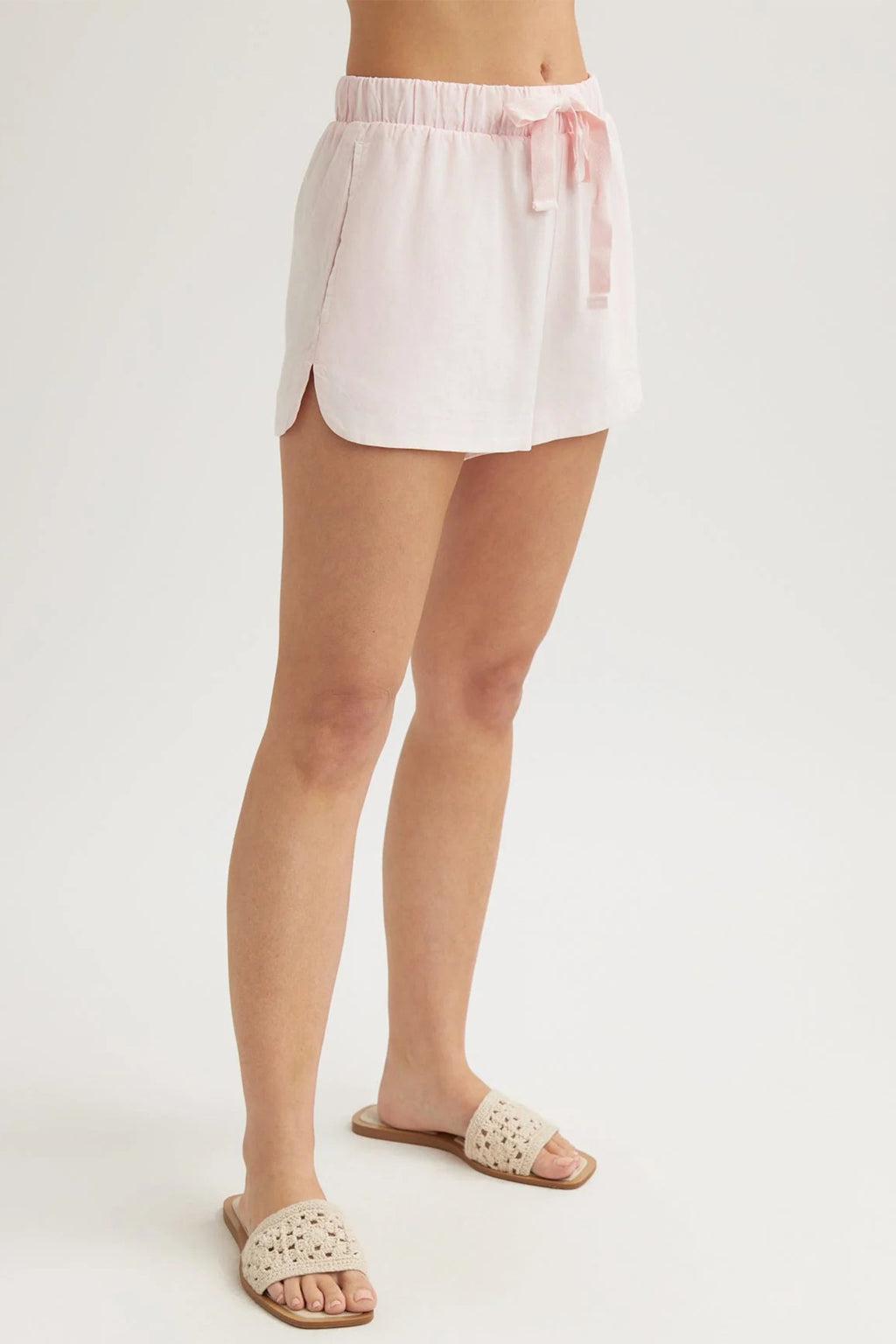 Bella Dahl B3295-654-303 Flowy Dolphin Petal Pink Tie Waist Shorts
