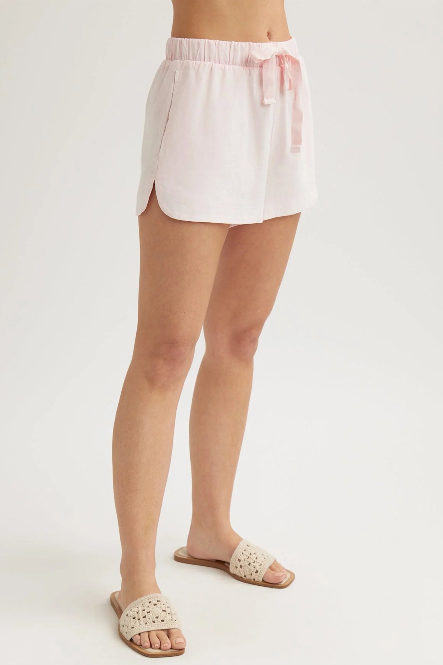 Bella Dahl B3295-654-303 Flowy Dolphin Petal Pink Tie Waist Shorts