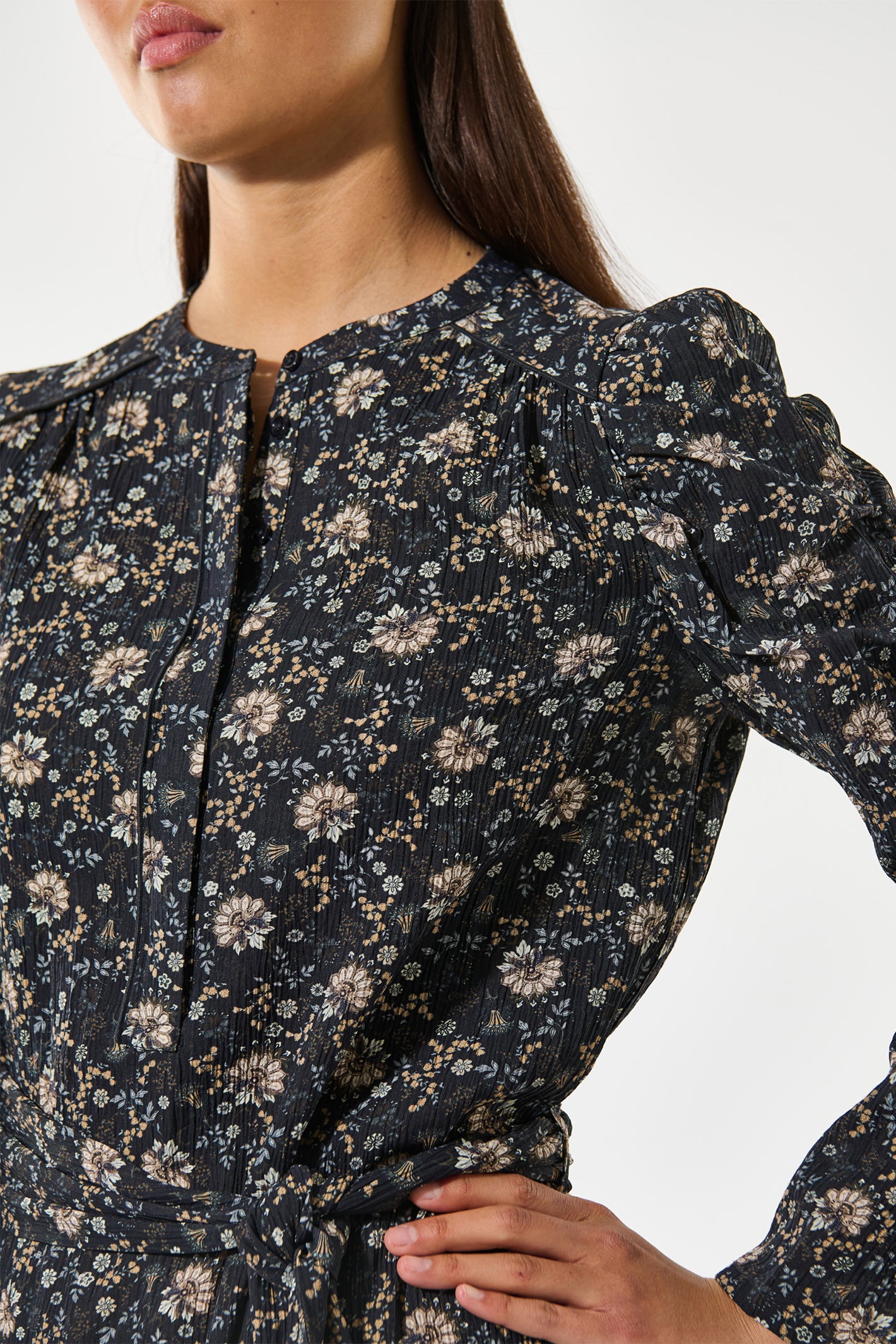 Dea Kudibal 0950725 YannaDEA EV Takashi Dark Navy Crinkle Dress