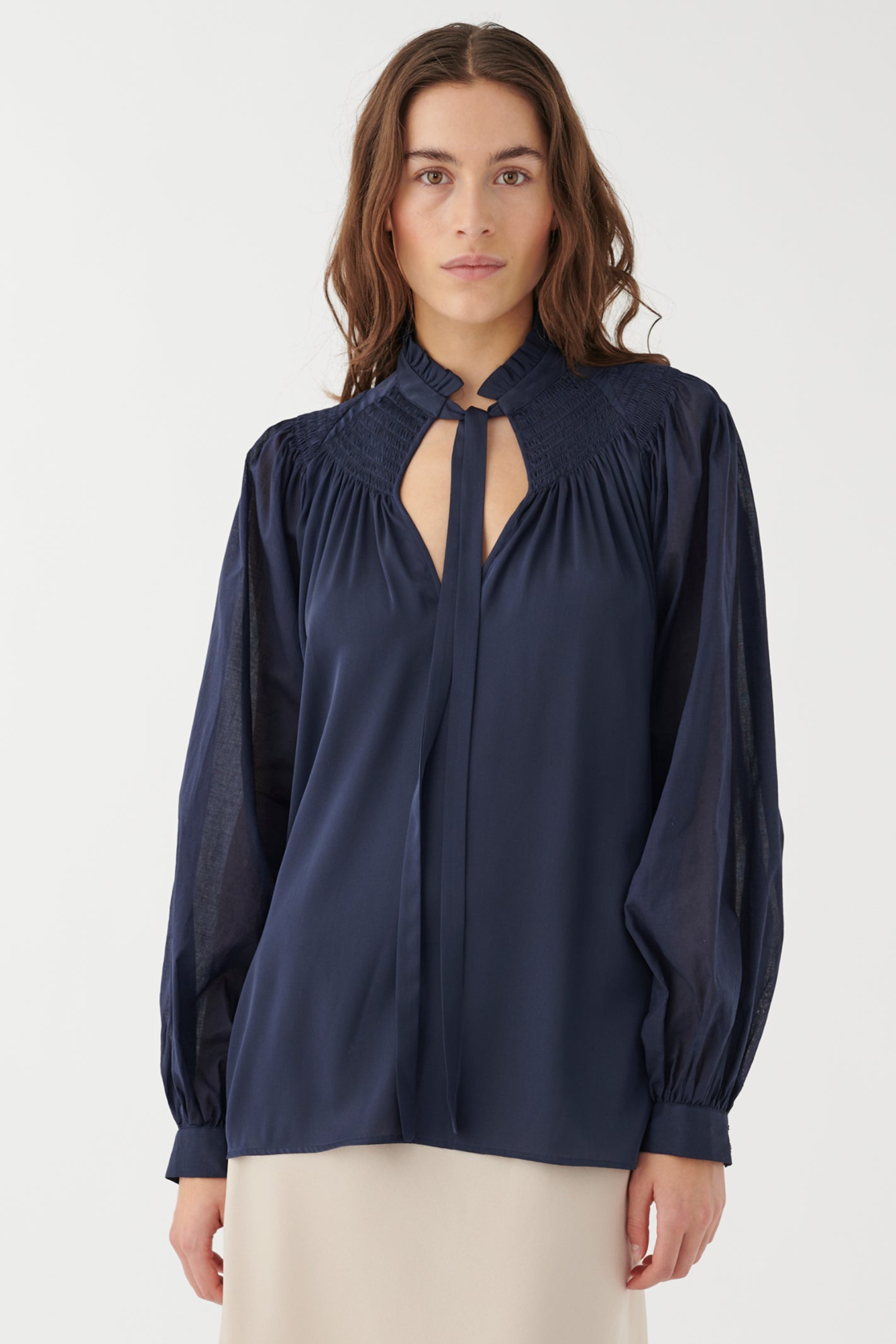 Dea Kudibal 1670124 MalinkaDEA Optical Blue Tie Neck Silk Blouse