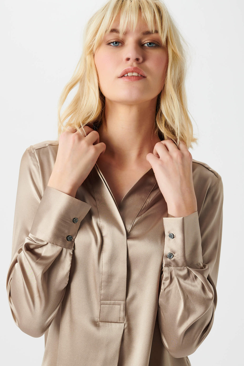 Dea Kudibal NateDEA 18-0722 Canvas Beige Silk Blouse, cuff and collar detail view