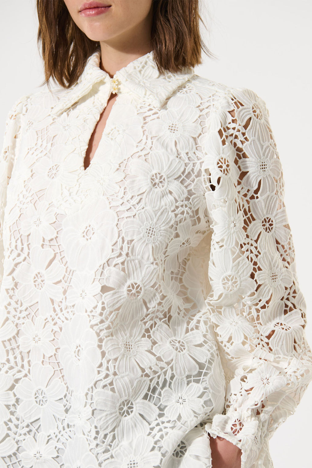 Dea Kudibal RikkaDEA 0570125 Natural White Lace Blouse, lace detail view