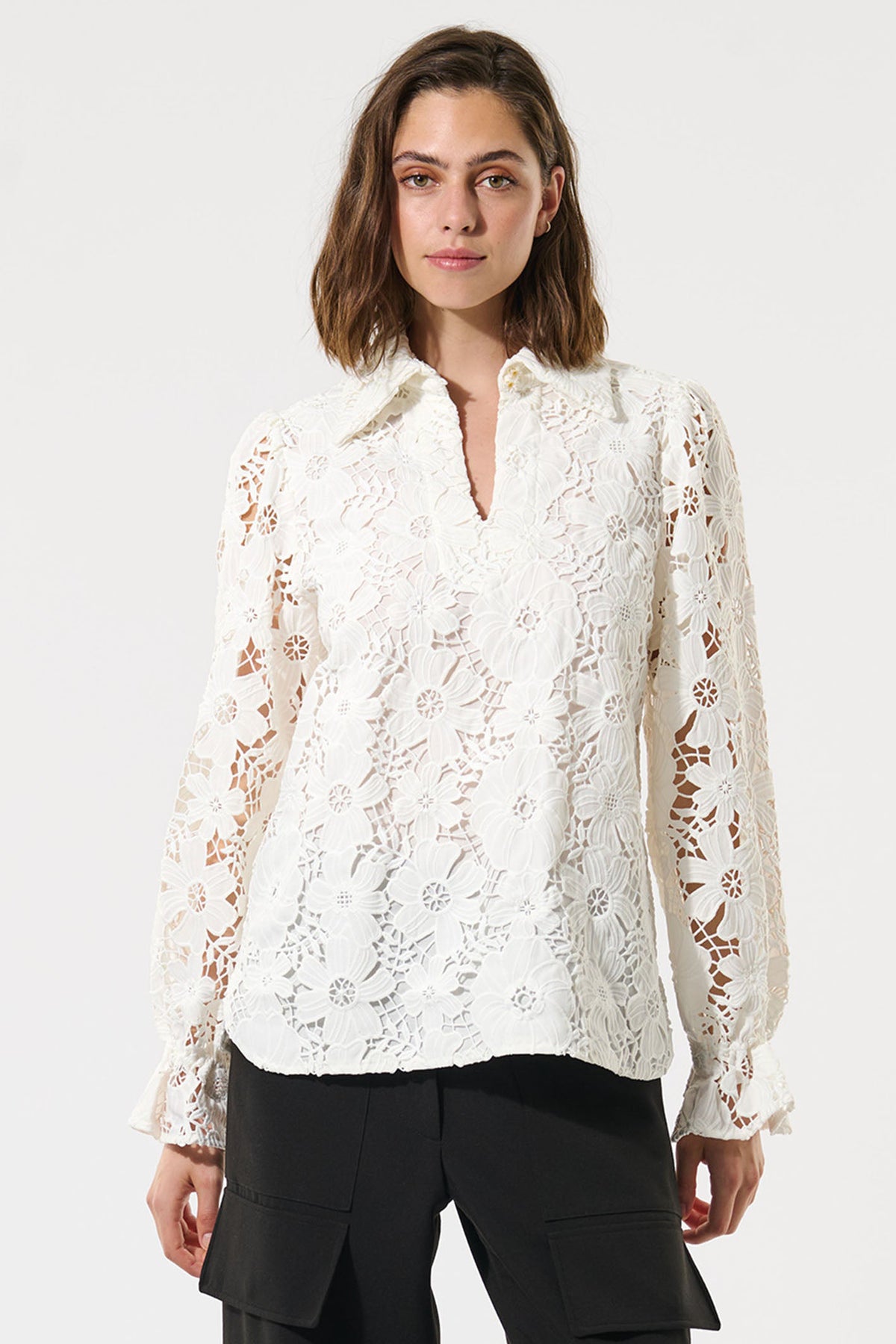Dea Kudibal RikkaDEA 0570125 Natural White Lace Blouse, front view