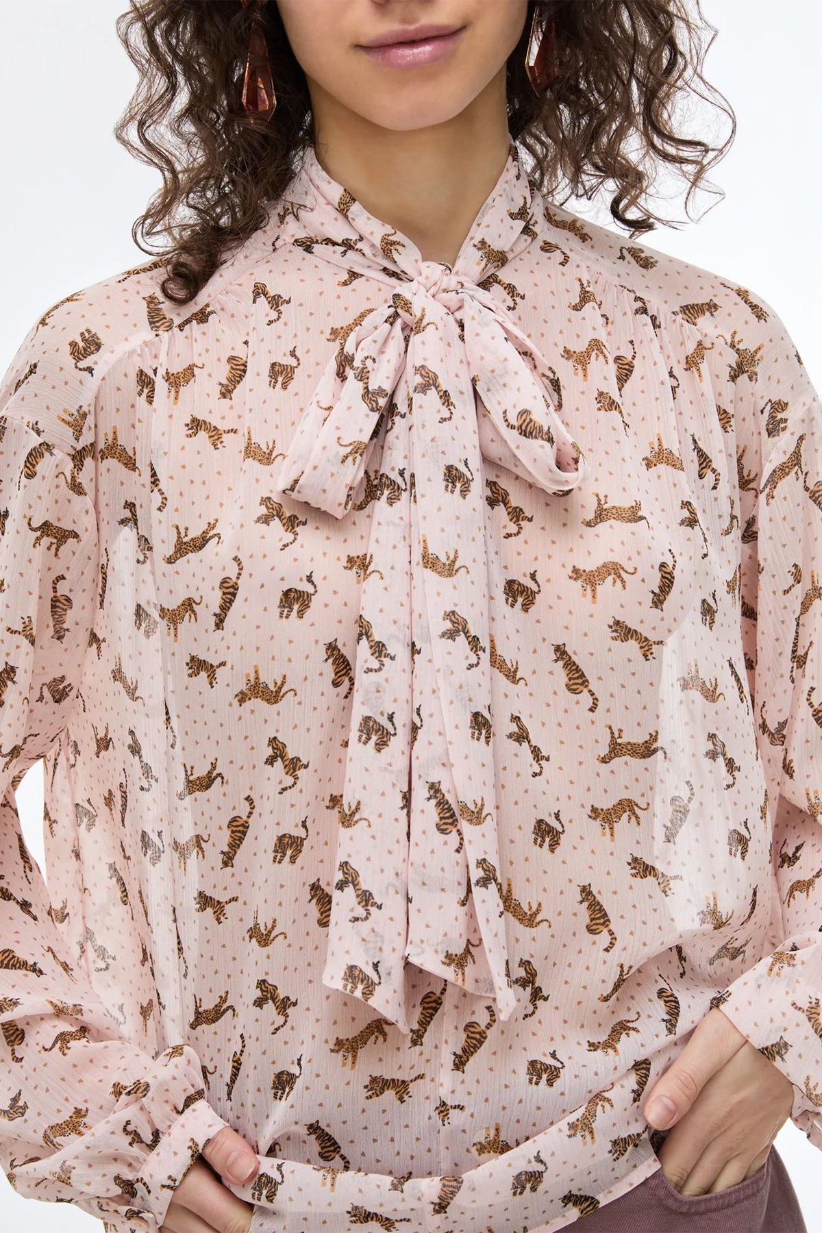 IBLUE IBLSECOLO Pink Tiger Blouse, pussy bow and print detail