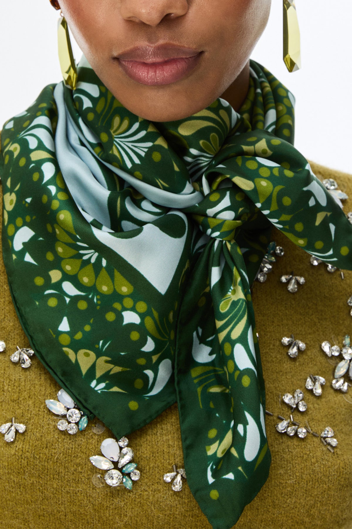 IBLUES IBLPALO Silk Scarf Green Pattern, worn knotted at the neck