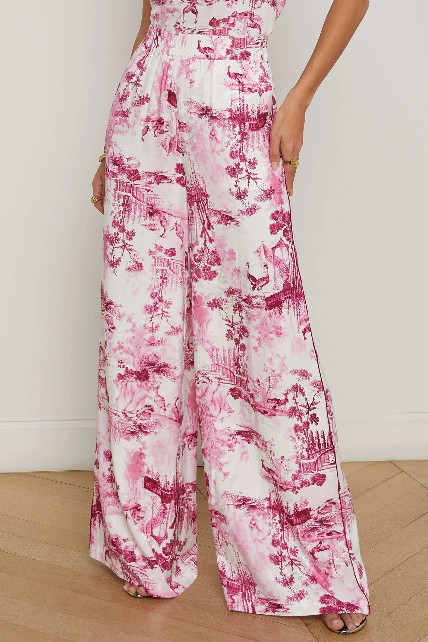 L'Agence Ivy White Pink Porcelain Toile Print Satin Wide Leg Trousers 2684PUE