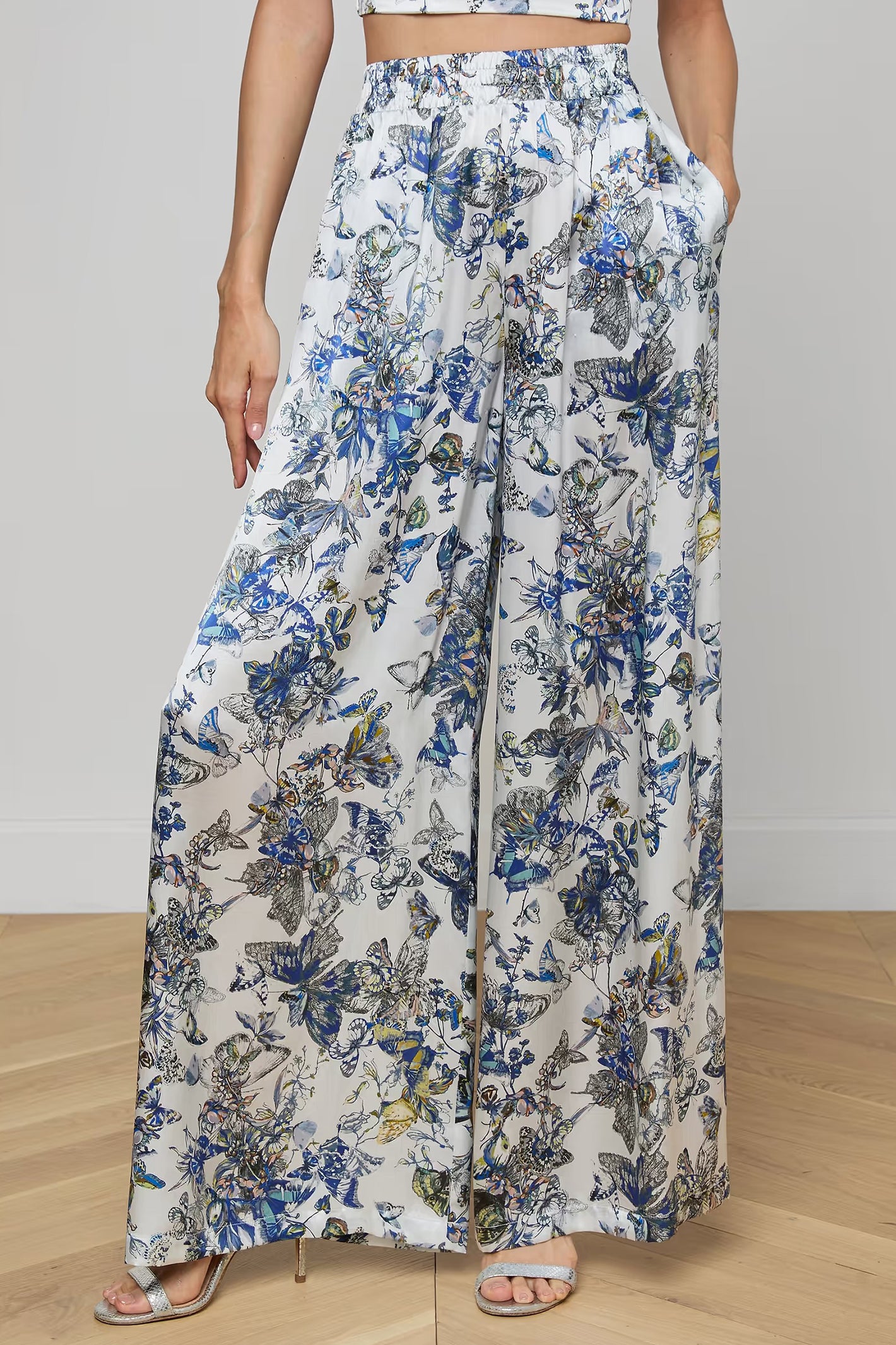 L'Agence Lillian Grey Watercolour Wide Leg Silk Trousers 2616GNW 0100 GMWB