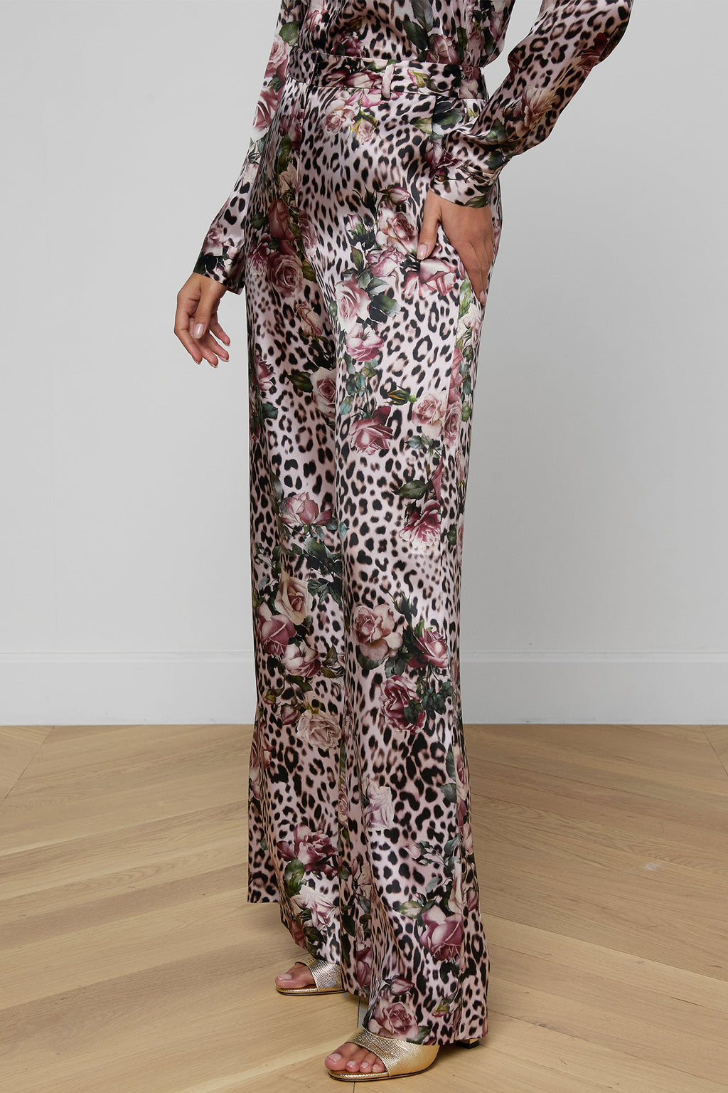 L'Agence Pilar 2625RBL Pink Small Rose Cheetah Wide Leg Silk Trousers 0060 PNSS