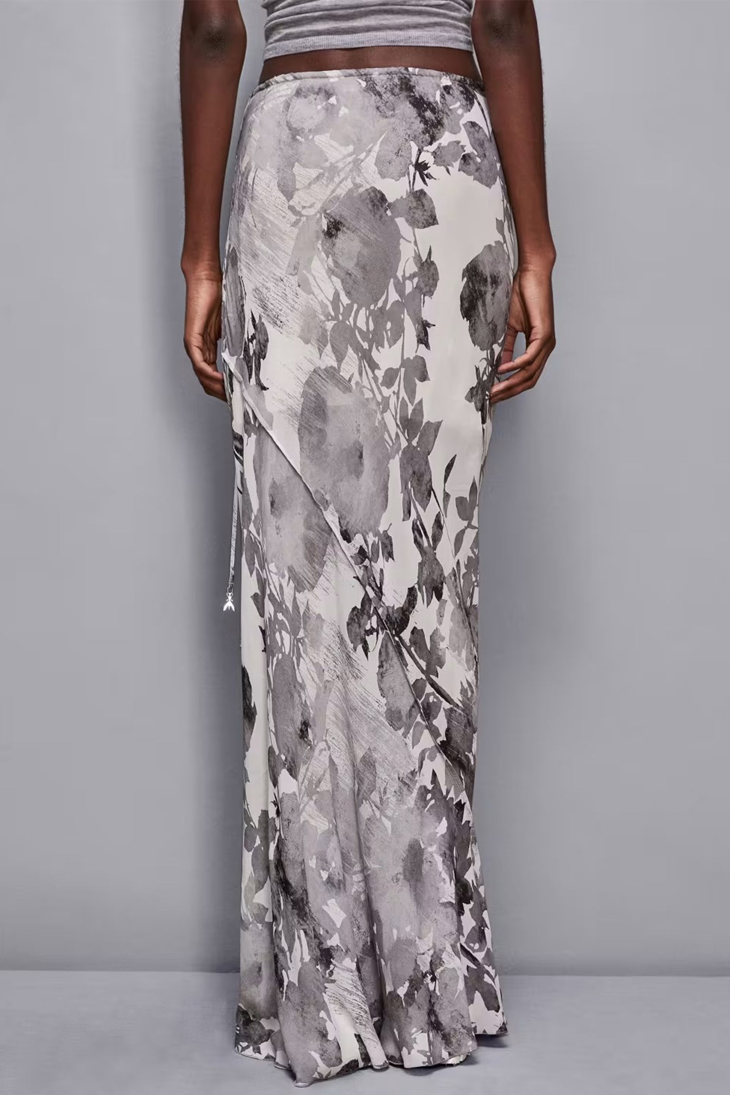 Patrizia Pepe 8G0434 A528 Grey Floral Print Maxi Skirt