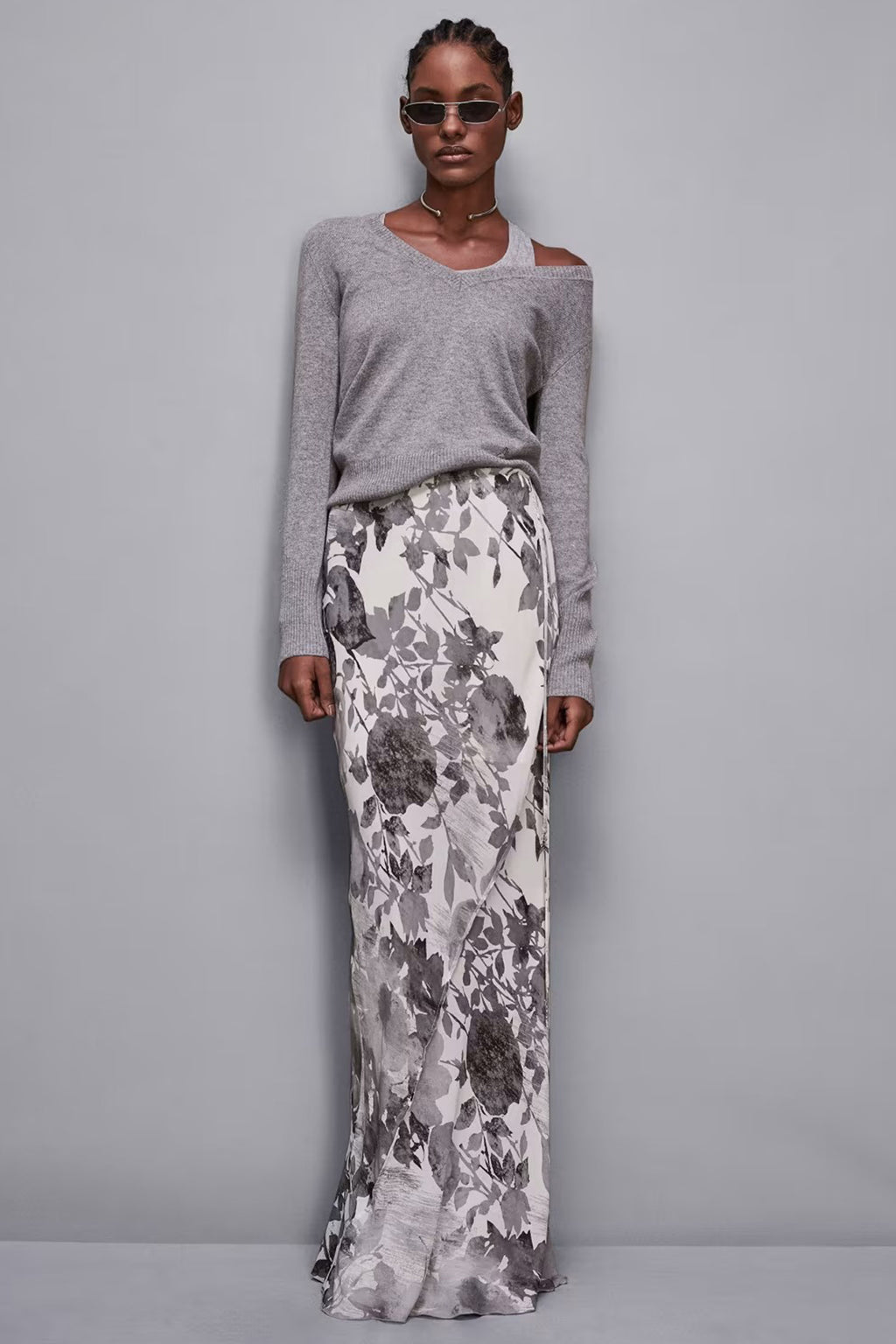 Patrizia Pepe 8G0434 A528 Grey Floral Print Maxi Skirt