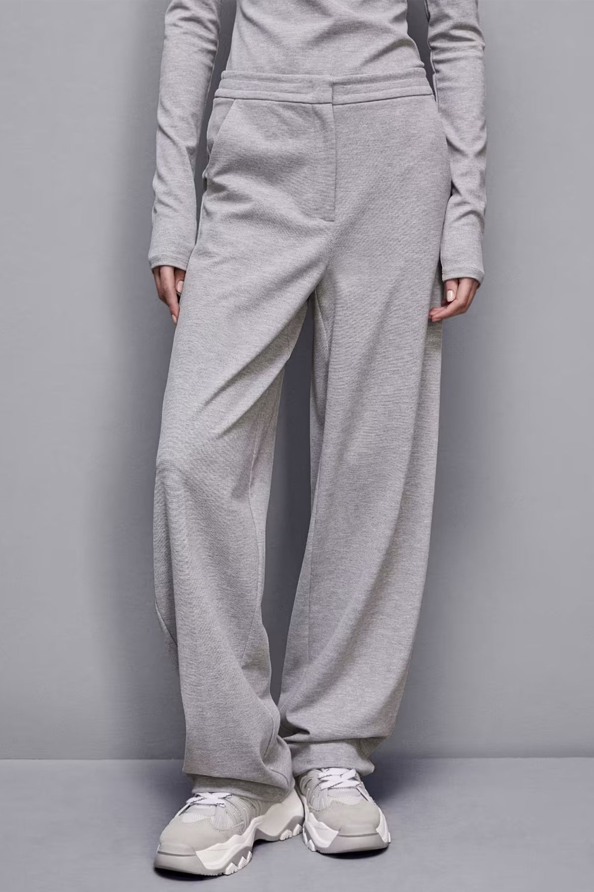 Patrizia Pepe 8P0674 A025 Grey Relaxed Fit Straight Trousers