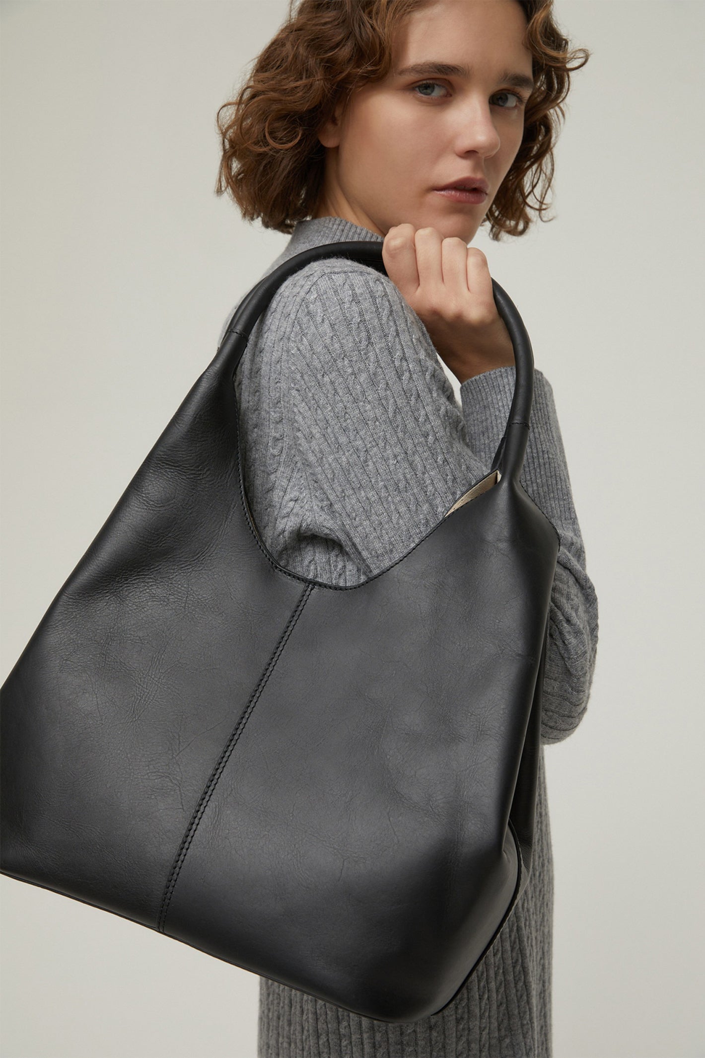 Penny Black Cayenne 2521516085200 Black Leather Tote Bag