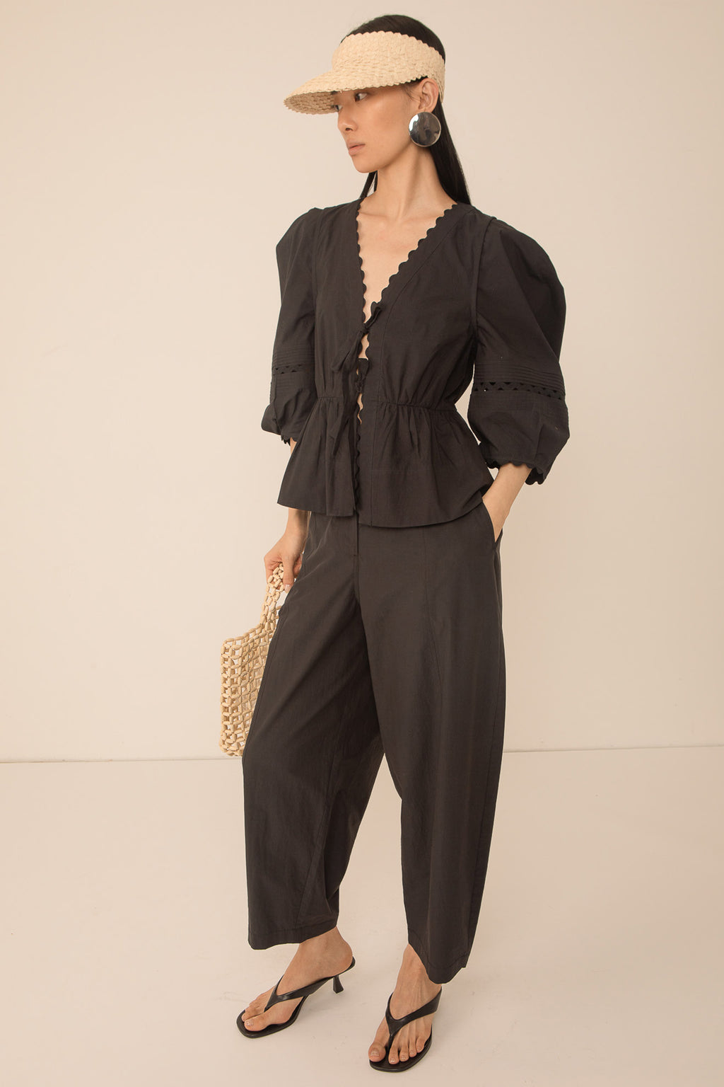 Vivere Carlotta VIV 337 Black Pleat Sleeve Top