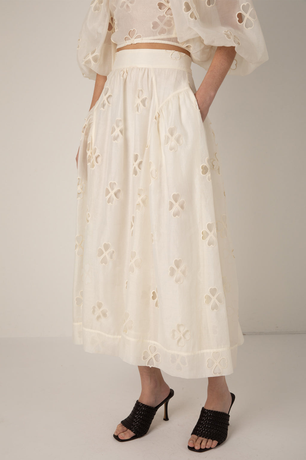 Vivere Enid VIV 266 Ecru Sheer Skirt