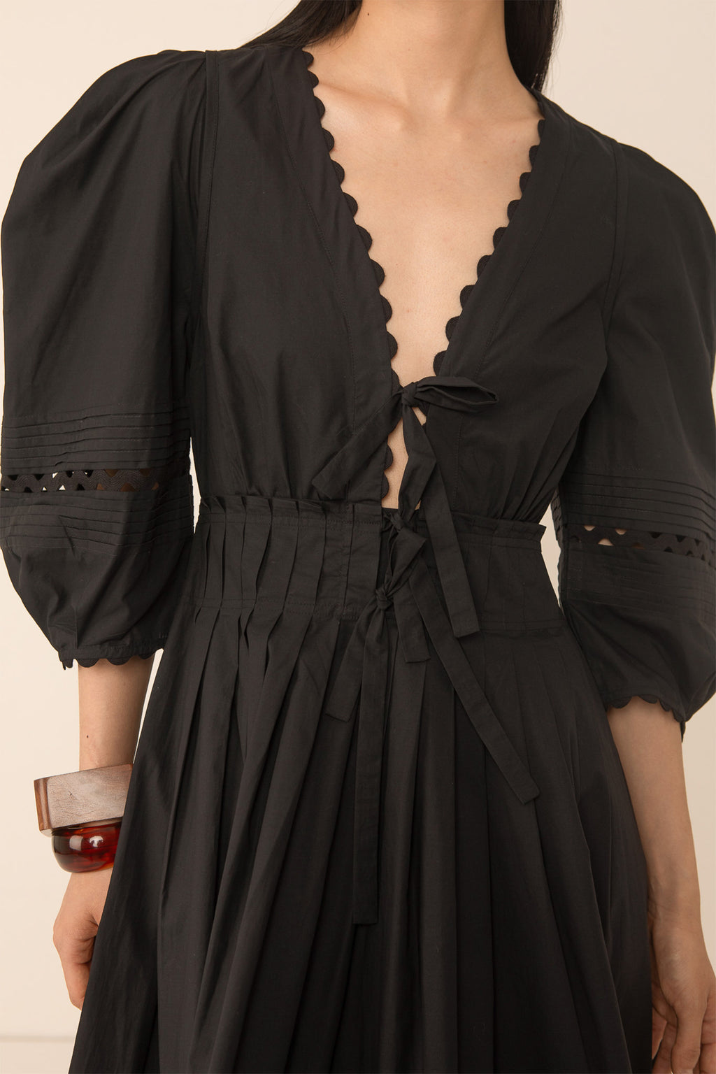 Vivere Pilar VIV 336 Black Pleat Dress