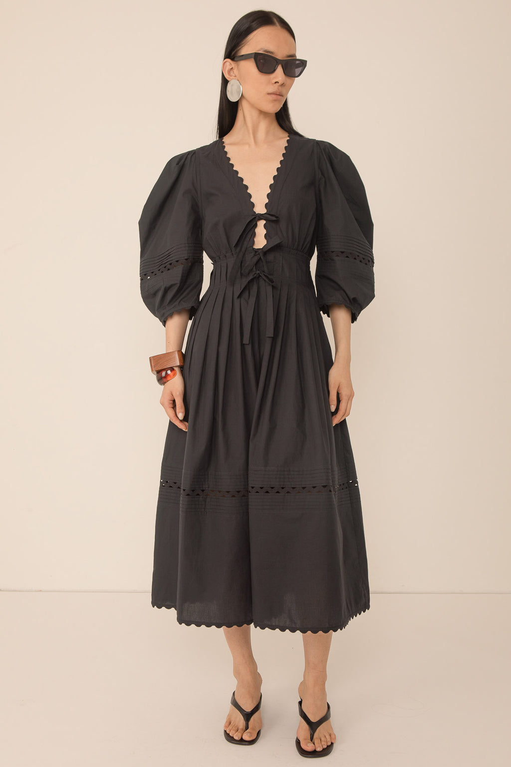 Vivere Pilar VIV 336 Black Pleat Dress